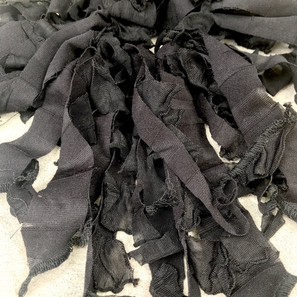 Black Fringe Hair Tie Mummy Costume Halloween Ghost Gothic Cheerleader - Picture 3 of 6